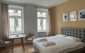 Apartment Near Metro & Netflix